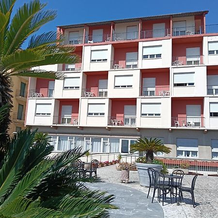 Hotel Robinia Imperia Exterior foto